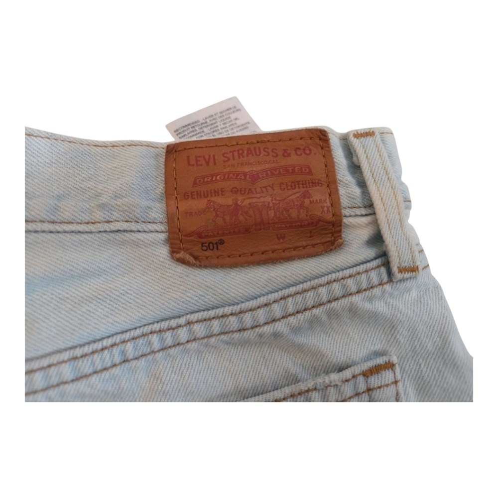 Levi's 501 Button Fly Cut Off Jean Shorts Size 31 - Picture 8 of 10